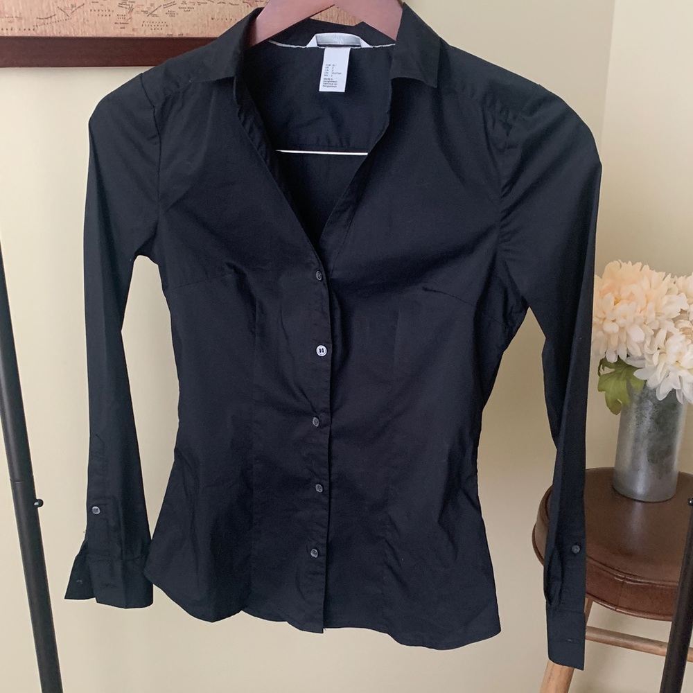 H&M black deep v-neck button down